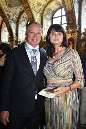 Stefan Reuter with his girlfriend Annette Ruess at the awarding of the Bavarian Order of Merit 2019 in the Antiquarium of the Munich Residenz Munich, 22 07 2019 Foto:xB.xInsingerx xFuturexImage
