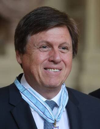 Award of the Bavarian Order of Merit Professor Dr Ulrich Walter, Munich Germany Residence