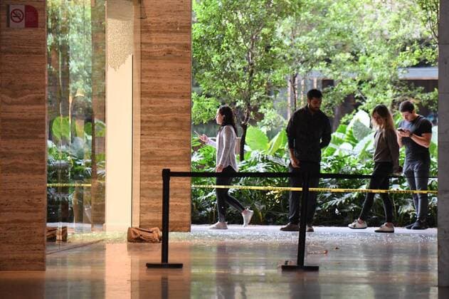 July 24, 2019 EUM20190724SOC17 JPG MEXICO CITY, ViolenceViolence Murder The afternoon of this July 24, 2019 a shooting took place in the Plaza Artz shopping mall, located south of Mexico City, which would have originated after a direct attack by a woman against a man with a firearm in a restaurant which triggered shots in his attempt to flee the place At l  - ZUMAu78_ 20190724_zaf_u78_060 Copyright: xElxUniversalx