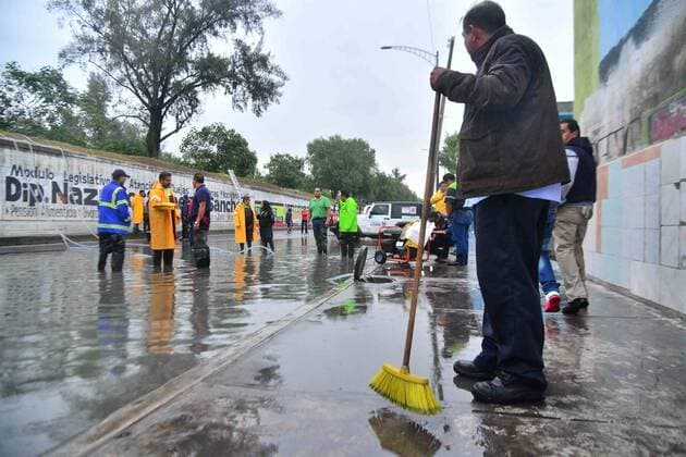 July 25, 2019 EUM20190725SOC17 JPG MEXICO CITY RainLluvia CDMX Aspects of the overflow in the Tlalnepantla River, in the Mayor Gustavo A Madero, after the rain registered on Thursday 25 July 2019 Photo Agency EL UNIVERSALHugo GarciaEELG  - ZUMAu78_ 20190725_zaf_u78_058 Copyright: xElxUniversalx