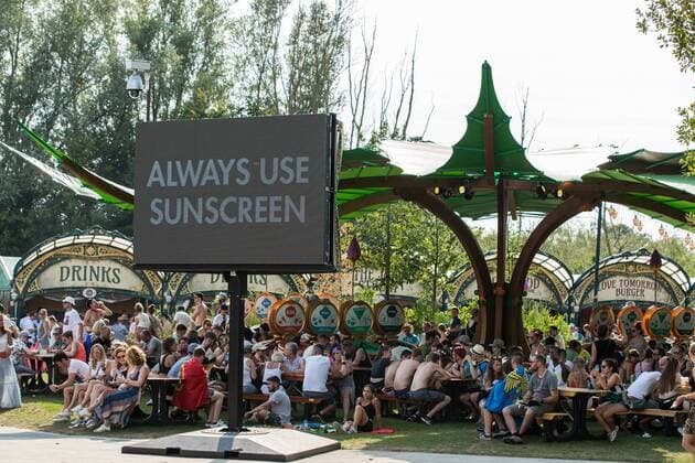 Heat warnings on the led-screens during the first day of the second weekend of the Tomorrowland music festival, Friday 26 July 2019. The 15th edition of Tomorrowland electronic music festival takes place at the De Schorre terrain in Boom from 19 to 21 July 2019 and from 26 to 28 July 2019.  DAVIDxPINTENS 05633901