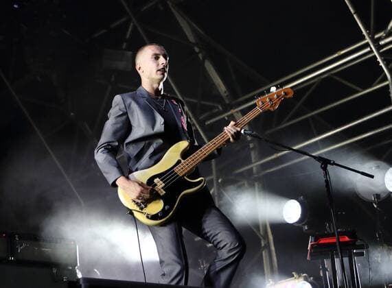 July 26, 2019, Oxford, United Kingdom: Wolf Alice headline perform on stage during the Truck Music Festival - Day One at Hall Farm, Steventon near Oxford. Oxford United Kingdom - ZUMAs197 20190726_zaa_s197_153 Copyright: xKeithxMayhewx