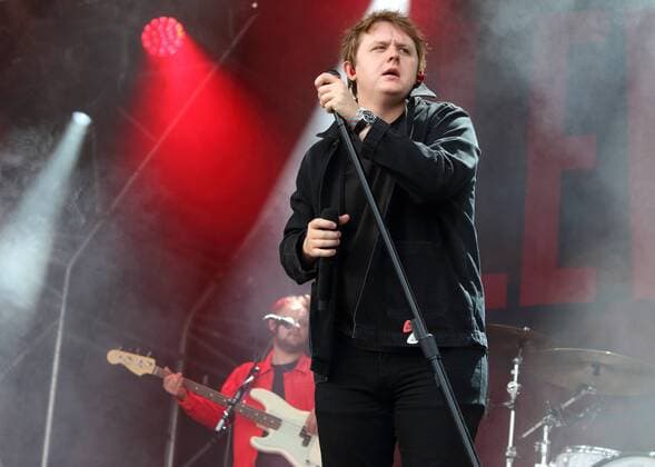 July 26, 2019, Oxford, United Kingdom: Lewis Capaldi performs on stage during the Truck Music Festival - Day One at Hall Farm, Steventon near Oxford. Oxford United Kingdom - ZUMAs197 20190726_zaa_s197_156 Copyright: xKeithxMayhewx