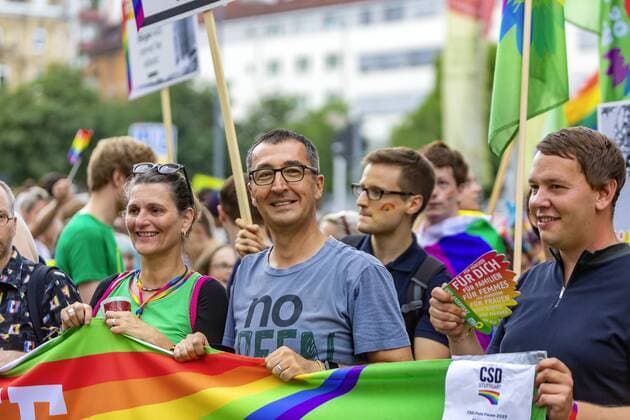 DEU, Germany, Baden Württemberg, Stuttgart, 27 07 2019 Christopher Street Day in Stuttgart Around 7000 parade participants celebrate an open society, 94 formations join in, as much as never before They demonstrate under the motto Courage to freedom for equal rights and tolerance The organizers speak of 175 000 spectators Cem Özdemir Alliance 90 The Greens