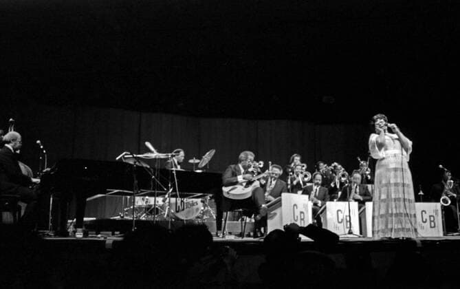 Ella Fitzgerald, 1977 American jazz singer Ella Fitzgerald performing at the Palais des CongrÃ¨s in Paris, on September 17, 1977. Photo AndrÃ© Crudo Copyright: xAndrÃ©xCrudo Photo12x ACD17A00192