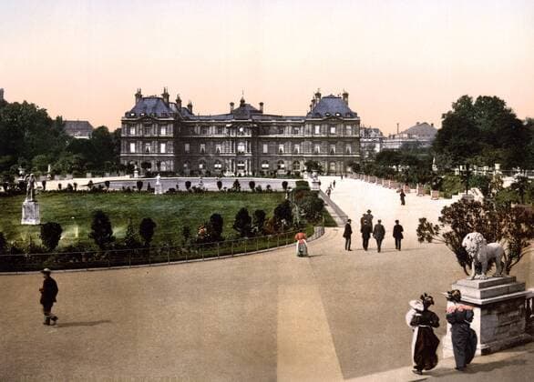 Luxembourg Palace and gardens, Paris, France 1890 Luxembourg Palace and gardens, Paris, France 1890 Copyright: xPhoto12 AnnxRonanxPicturexLibraryx ARP17A14288