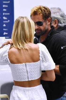 Irina Baeva und Gabriel Soto am Flughafen von Mexiko-Stadt Irina Baeva and Gabriel Soto in Mexico City Airport MEXICO CITY, MEXICO - AUGUST 1: Actor Gabriel Soto and his girlfriend actress Irina Baeva during the documenting luggage before boarding the plane to Cancun at Mexico City International Airport on August 1, 2019 in Mexico City, Mexico  Copyright: xx EYE3644