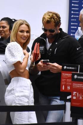 Irina Baeva und Gabriel Soto am Flughafen von Mexiko-Stadt Irina Baeva and Gabriel Soto in Mexico City Airport MEXICO CITY, MEXICO - AUGUST 1: Actor Gabriel Soto and his girlfriend actress Irina Baeva during the documenting luggage before boarding the plane to Cancun at Mexico City International Airport on August 1, 2019 in Mexico City, Mexico  Copyright: xx EYE3723