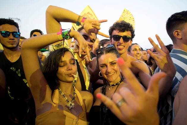 Supporters of Spanish hip hop band SFDK during the Burriana s Arenal Sound Music Festival openning day concert played in Castellon, Spain, 01 August 2019. Arenal Sound Music Festival runs from 30 July to 04 August 2019. Arenal Sound Music Festival !ACHTUNG: NUR REDAKTIONELLE NUTZUNG!  Copyright: xDomenechxCastellox GRAF1667 20190801-637002992974388548