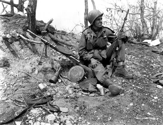 Photograph of an American Soldier taken during the Korean War Photograph of an American Soldier resting taken during the Korean War. Dated 1952 Copyright: xPhoto12 AnnxRonanxPicturexLibraryx ARP18A20304