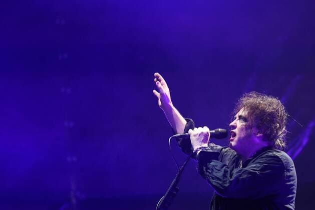MOSCOW, RUSSIA - AUGUST 3, 2019: Robert Smith, lead singer of the English rock band The Cure, performs at the 2019 Afisha Picnic music festival at Moscow s Kolomenskoye Museum-Reserve. Anton Novoderezhkin TASS  TS0B55FB