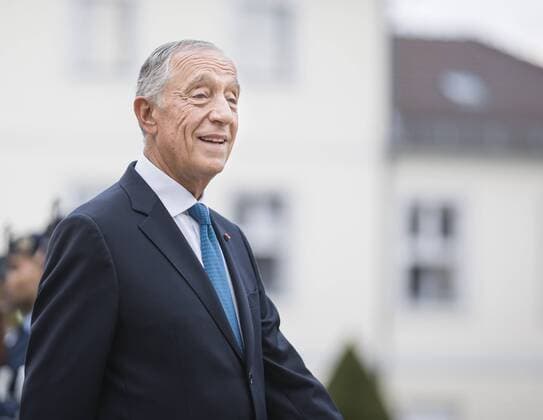 Marcelo Rebelo de Sousa, President of the Portuguese Republic in front of Bellevue Castle in Berlin German President Frank Walter Steinmeier, Welcomes him with military honors in Bellevue Castle 08 08 2019 Berlin Germany Copyright: xFelixxZahn photothek.netx