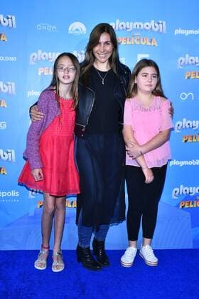 Playmobil film premiere in Mexico MEXICO CITY, MEXICO - AUGUST 10: Fabiana Perzabal and her daughters poses for photos during the blue carpet of Playmobil film premiere at Cinepolis Plaza Universidad on August 9, 2019 in Mexico City Mexico  Copyright: xCarlosxTischlerx EYE6860
