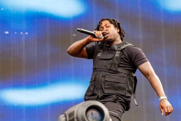 Entertainment Bilder des Tages August 10, 2019, San Francisco, California, U.S: Rapper ALLBLACK during Outside Lands Music Festival at Golden Gate Park in San Francisco, California San Francisco U.S. - ZUMAs135 20190810_zap_s135_024 Copyright: xDanielxDeSloverx