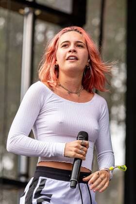 August 10, 2019, San Francisco, California, U.S: BEA MILLER during Outside Lands Music Festival at Golden Gate Park in San Francisco, California San Francisco U.S. - ZUMAs135 20190810_zap_s135_115 Copyright: xDanielxDeSloverx