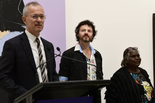 ARCHIBALD PEOPLE?S CHOICE AWARD, (L-R) Director of the Art Gallery of NSW Michael Brand, Artist David Darcy and Aboriginal Elder Daisy Tjuparntarri Ward are seen during the announcement of the 2019 Archibald People s Choice award winner at the Art Gallery of NSW in Sydney, Wednesday, August 14, 2019. David Darcy s portrait of Daisy, Tjuparntarri - Women s Business , has won the 2019 Archibald People s Choice award. ( NO ARCHIVING, EDITORIAL USE ONLY, NO USE IN BOOKS WITHOUT CONSENT SYDNEY NSW AUSTRALIA  Copyright: xBIANCAxDExMARCHIx 20190814001413268510