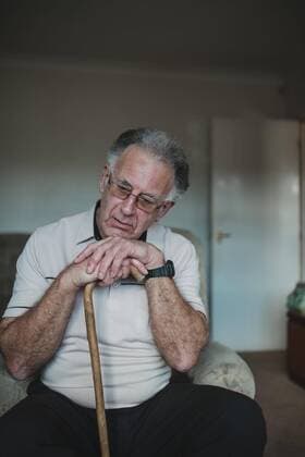  Lonely Senior Man at Home ,model released, Symbolfoto,property released  Copyright: xDGLimagesx Panthermedia26466067