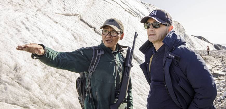 Federal Foreign Minister Heiko Maas, SPD, visits Sirmilik National Park in Pond Inlet Canada Here in conversation with a ranger 15 08 2019 Pond Inlet Canada Copyright: xThomasxImo photothek.netx