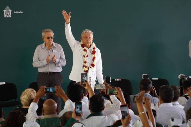August 16, 2019 EUM20190816NAC07 JPG HUAUTLA, Pue PresidencyPresidencia AMLO August 16, 2019 President Andres Manuel Lopez Obrador during his tour in Huatla de Jimenez, in the state of Oaxaca Accompanies him, Jorge Alcocer, Secretary of Health Photo Agency EL UNIVERSALEELG  - ZUMAu78_ 20190816_zaf_u78_047 Copyright: xElxUniversalx