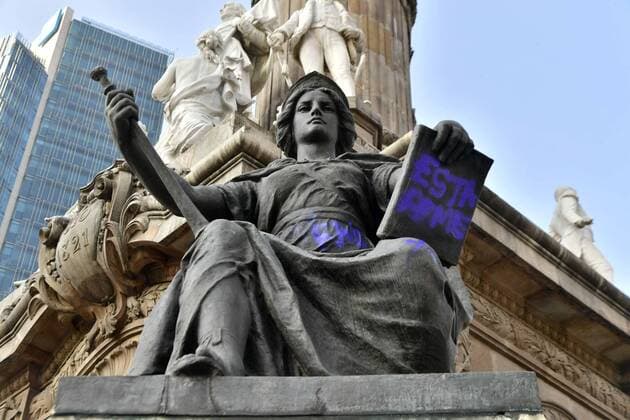 August 17, 2019 EUM20190817SOC03 JPG MEXICO CITY VandalismVandalism Ãngel August 17, 2019 Aspects of how the Angel of Independence was left after the vandalism carried out by a group of women on a par with the feminist protest against gender violence Photo Agency EL UNIVERSALHugo GarciaEELG  - ZUMAu78_ 41722946st Copyright: xElxUniversalx