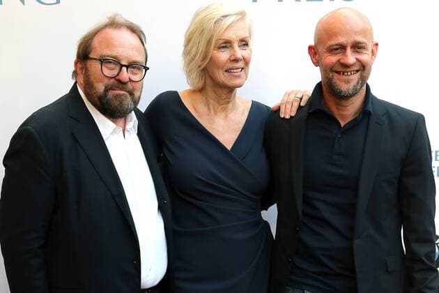 Award GOETZ GEORGE PRIZE 2019 Gustav Peter Woehler, Marika George and Juergen Vogel on the Red Carpet for the award of the GOETZ GEORGE PRIZE on 19 August 2018 in the Astor Film Lounge The endowed prize shall commemorate this lifes work of Goetz George Berlin Charlottenburg Berlin Germany