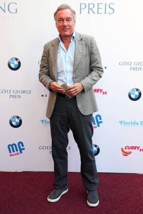 Award GOETZ GEORGE PRIZE 2019 Nico Hoffmann on the Red Carpet for the presentation of the GOETZ GEORGE PRIZE on 19 August 2018 in the Astor Film Lounge The endowed prize shall commemorate this lifes work of Goetz George Berlin Charlottenburg Berlin Germany