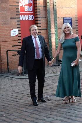 Hamburg, 19 08 2019 Günter and Elvira Netzer on their way to the presentation of the Sport Bild Award 2019 in Hamburg The festive gala took place in the Fischauktionshalle Prominent guests at the Sportbild Award 2019 in Hamburg, Hamburg St Pauli Hamburg Germany