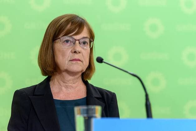 Ursula Nonnenmacher Bündnis 90 Die Grünen, top candidate for the state election in Brandenburg at the press conference after the deliberations of the federal board in Berlin snapshot photography F Boillot