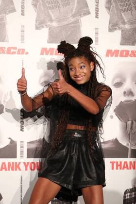 Entertainment Themen der Woche KW34 American singer and songwriter Willow Smith attends the Mo & Co. 15th Anniversary Fashion Gala in Shanghai, China, 20 August 2019. Willow Smith powers up Mo & Co. 15th Anniversary Fashion Gala in Shanghai  bjl14474092