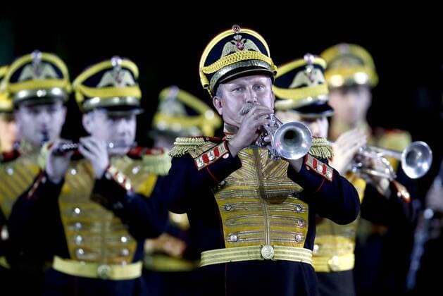 Russland, MilitÃ¤rmusik-Festival in Moskau MOSCOW, RUSSIA - AUGUST 23, 2019: Members of the Central Military Band of the Russian Ministry of Defense perform during the opening ceremony of the 12th Spasskaya Tower International Military Music Festival in Red Square. Artyom Geodakyan TASS  TS0B79A9