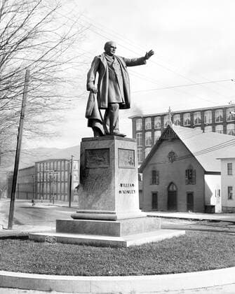 McKinley Monument, Adams, Massachusetts, USA, Detroit Publishing Company, 1906  Copyright: xCircaxImagesx ghi-circa06867
