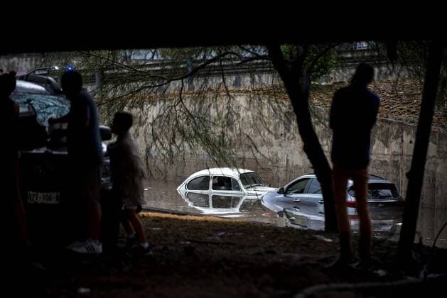 Several vehicles remain underwater after heavy rains in the municipality of San Nicolas de los Garza, metropolitan area of Monterrey, in the state of Nuevo Leon, Mexico, 24 August 2019, due to the passage of tropical storm Ivo. The phenomenon will continue to cause heavy rains that could lead to more flooding in northwestern Mexico. Tropical Storm Ivo wreaks havoc in Monterrey, Mexico !ACHTUNG: NUR REDAKTIONELLE NUTZUNG!  Copyright: xMiguelxSierrax AME9936 20190825-637022990961687621