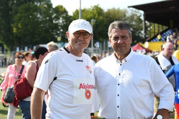 Kicking with Heart 2019 25 08 2019, Hamburg, Kicking with Heart 2019, in picture Ewald Lienen and Sigmar Gabriel nordphotoxWitke nph00002