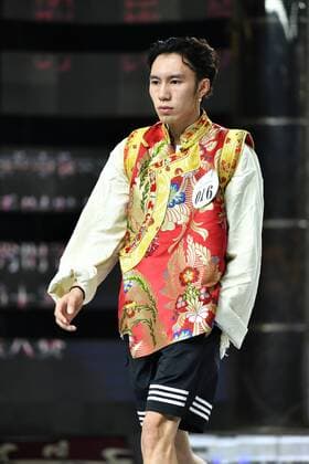 (190825) -- LHASA, Aug. 25, 2019 -- A Tibetan candidate is seen in an audition of the Chinese Tibetan Model Competition for Tibet area held in Lhasa, southwest China s Tibet Autonomous Region, Aug. 25, 2019. An audition of the third Chinese Tibetan Model Competition was held Sunday in Tibet, in which candidates staged a combination of Tibetan traditional costumes and modern fashion. Those who are selected will take part in the final of the competition in southwestern Chinese city of Chengdu on Oct. 22. ) CHINA-TIBET-TIBETAN MODEL COMPETITION-AUDITION (CN) LixXin 