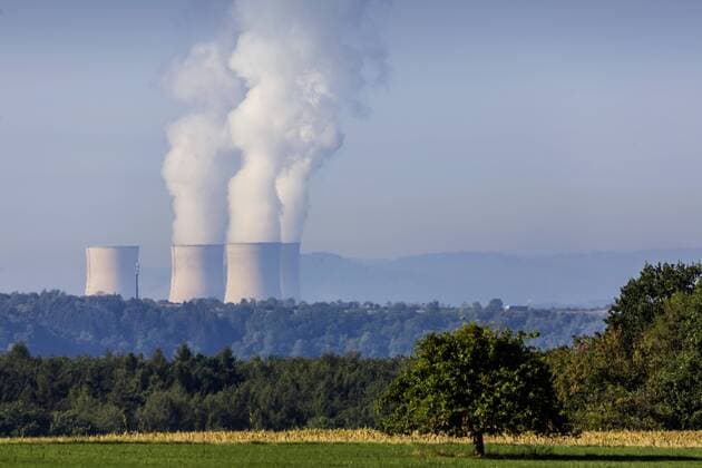 IMAGO Nature: Unsere Erde, Energiequellen, Kernenergie DEU; Deutschland, Perl, 08.09.2018: Atomkraftwerk Cattenom in Frankreich *** DEU Germany, Perl, 08 09 2018 Cattenom nuclear power plant in France