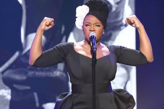 August 26, 2019, Newark, New Jersey, U.S: INDIA ARIE performing at the Black Girls Rock awards show at the NJPAC in New Jersey Newark U.S. - ZUMArf1_ 20190826_zaf_rf1_135 Copyright: xRickyxFitchettx