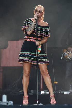 Singer Sarah Connor GER performs the first two songs with sunglasses on Radio Brocken Sommer Open Air Stars for Free 2019 at Stadtpark Rotehorn in Magdeburg Sachsen Anhalt Photographed on 25 08 2019