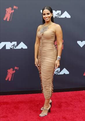 Manny Carabel arrives on the red carpet at the 36th annual MTV Video Music Awards at the Prudential Center in Newark, NJ on Monday, August 26, 2019.  NJP20190826108 JOHNxANGELILLO
