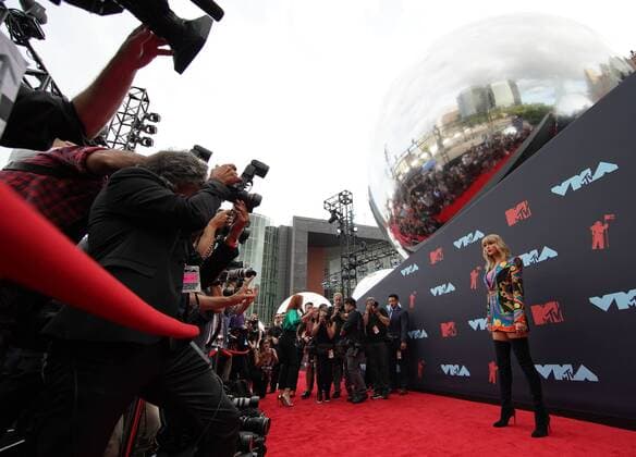 Taylor Swift arrives on the red carpet at the 36th annual MTV Video Music Awards at the Prudential Center in Newark, NJ on Monday, August 26, 2019.  NJP201908261163 JOHNxANGELILLO