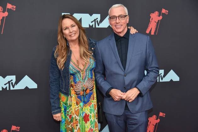 Dr. Drew and Susan Pinsky arrive on the red carpet at the 36th annual MTV Video Music Awards at the Prudential Center in Newark, NJ on Monday, August 26, 2019.  NJP20190826433 SERENAxXU-NING