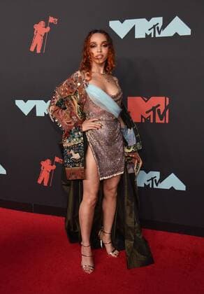 FKA twigs arrives on the red carpet at the 36th annual MTV Video Music Awards at the Prudential Center in Newark, NJ on Monday, August 26, 2019.  NJP20190826499 SERENAxXU-NING