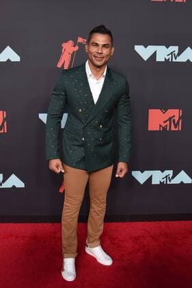 Carlos Pena arrives on the red carpet at the 36th annual MTV Video Music Awards at the Prudential Center in Newark, NJ on Monday, August 26, 2019.  NJP20190826507 SERENAxXU-NING