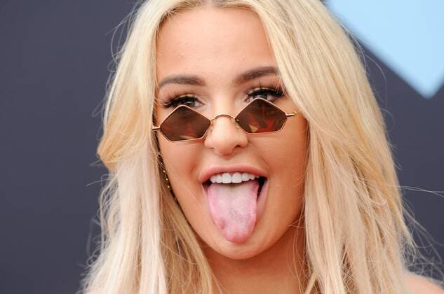 August 26, 2019, Newark, New Jersey, United States: Tana Mongeua attends the 2019 MTV Video Music Video Awards held at the Prudential Center in Newark, NJ Newark United States - ZUMAs197 20190826_zaa_s197_464 Copyright: xEfrenxLandaosx