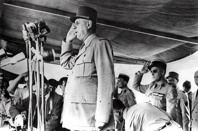 DE GAULLE, Charles (1890-1970) French General and first President of The Fifth Republic. President de Gaulle visits Algeria in 1958. Photograph Copyright: xPhoto12 AnnxRonanxPicturexLibraryx ARP071090510000353