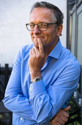 Dr Michael Mosley in Stockholm, Sweden, to present his new book 2019-08-27 (c) FERNVALL LOTTE Aftonbladet TT * * * EXPRESSEN OUT * * * LOTTE FERNVALL AFTONBLADET Stockholm Sverige x2512x *** Dr Michael Mosley in Stockholm, Sweden, to present his new book 2019 08 27 c FERNVALL LOTTE Aftonbladet TT EXPRESSEN OUT LOTTE FERNVALL AFTONBLADET Stockholm Sverige x2512x,  Copyright: xFERNVALLxLOTTE Aftonbladet TTx Michael Mosley
