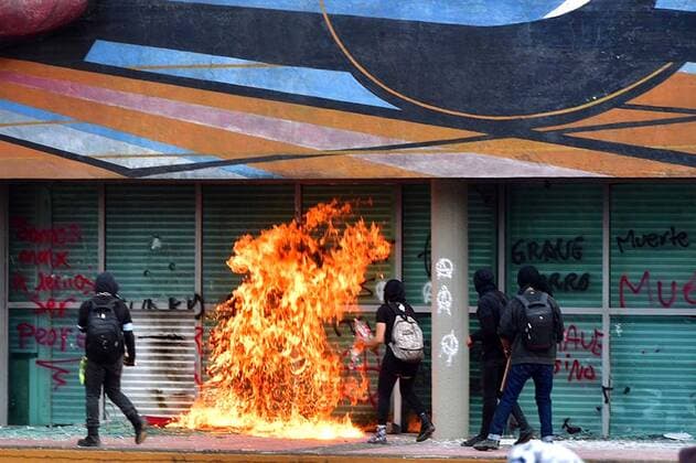 September 3, 2019 EUM20190903SOC08 JPG MEXICO CITY ProtestProtest UNAM Violence This Tuesday, September 3, 2019, a group of hooded youth perform vandalism acts on the premises of the Rectory of the National Autonomous University of Mexico Photo Agency EL UNIVERSALHugo GarciaEVZ  - ZUMAu78_ 20190903_zaf_u78_027 Copyright: xElxUniversalx