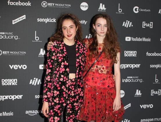 September 3, 2019, London, United Kingdom: Pop group Let s Eat Grandma on the red carpet arrivals board during the AIM Independent Music Awards 2019 held at the Roundhouse in London. London United Kingdom - ZUMAs197 20190903_zaa_s197_258 Copyright: xKeithxMayhewx