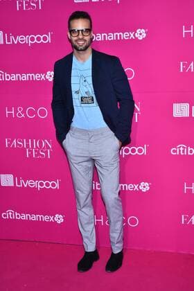 Fashion Fest Autumn Winter -Arrivals MEXICO CITY, MEXICO - SEPTEMBER 5: Manoly Diaz poses for photos during the pink carpet of Fashion Fest Autumn Winter 2019 at Quarry Studios on September 5, 2019 in Mexico City, Mexico  Copyright: xCarlosxTischlerx EYE_9976