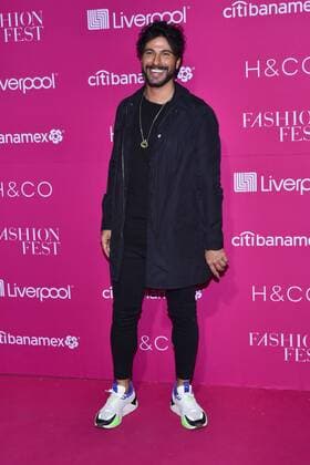 Fashion Fest Autumn Winter -Arrivals MEXICO CITY, MEXICO - SEPTEMBER 5: Uriel del Toro poses for photos during the pink carpet of Fashion Fest Autumn Winter 2019 at Quarry Studios on September 5, 2019 in Mexico City, Mexico  Copyright: xCarlosxTischlerx EYE_0437