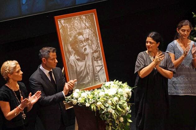 Mexiko, Trauer um Francisco Toledo September 6, 2019: EUM20190905CUL13.JPG.OAXACA, Oax. DeathDeceso-Toledo.- 6 de septiembre de 2019. Alejandra Frausto, secretaria de Cultura, y Alejandro Murat, gobernador de Oaxaca, encabezan la guardia de honor en el Teatro Macedonio Alcala en honor al artista Francisco Toledo, fallecido el jueves a los 79 anos. Foto: Agencia EL UNIVERSALEELG  - ZUMAu78_ 20190906_zaf_u78_016 Copyright: xElxUniversalx